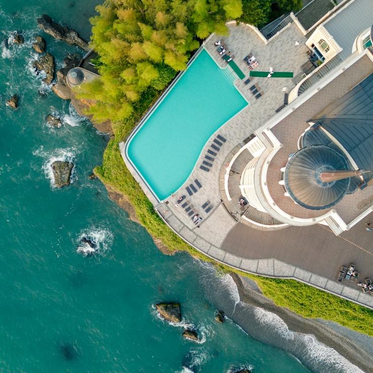 Family terraces and cafés for calm evenings in New York